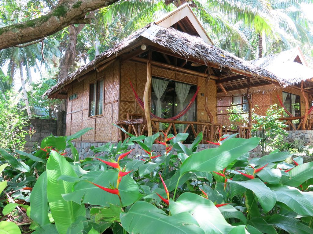 คามิกวิน โวลกัน บีช อีโค รีทรีต แอนด์ ไดฟ์ รีสอร์ท มัมบาเฮา ภายนอก รูปภาพ